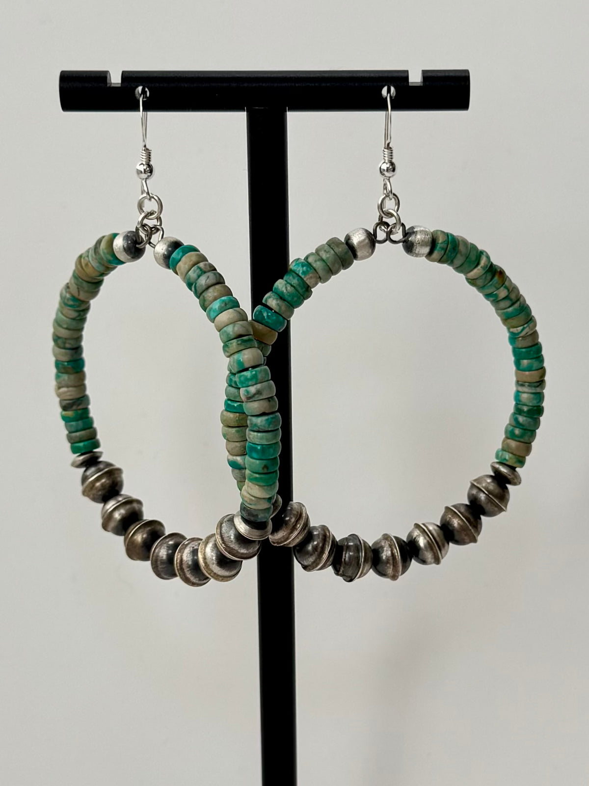 Turquoise Chipped Oxybead Hoop Dangles Earrings