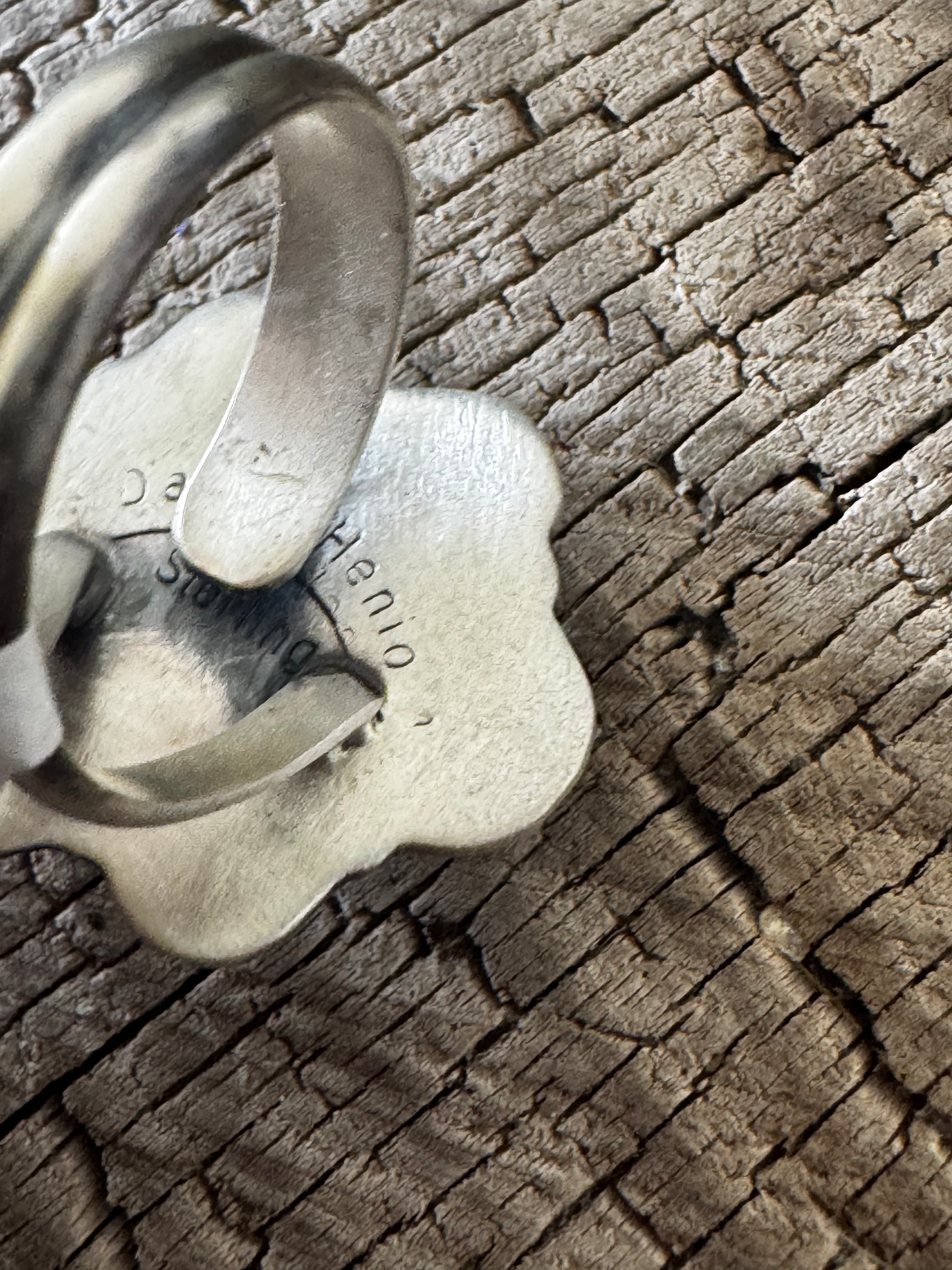 Ring with Ruffles - Turquoise - Sterling Silver - Native Handmade - Dan Henio (artist) - Size Adjustable