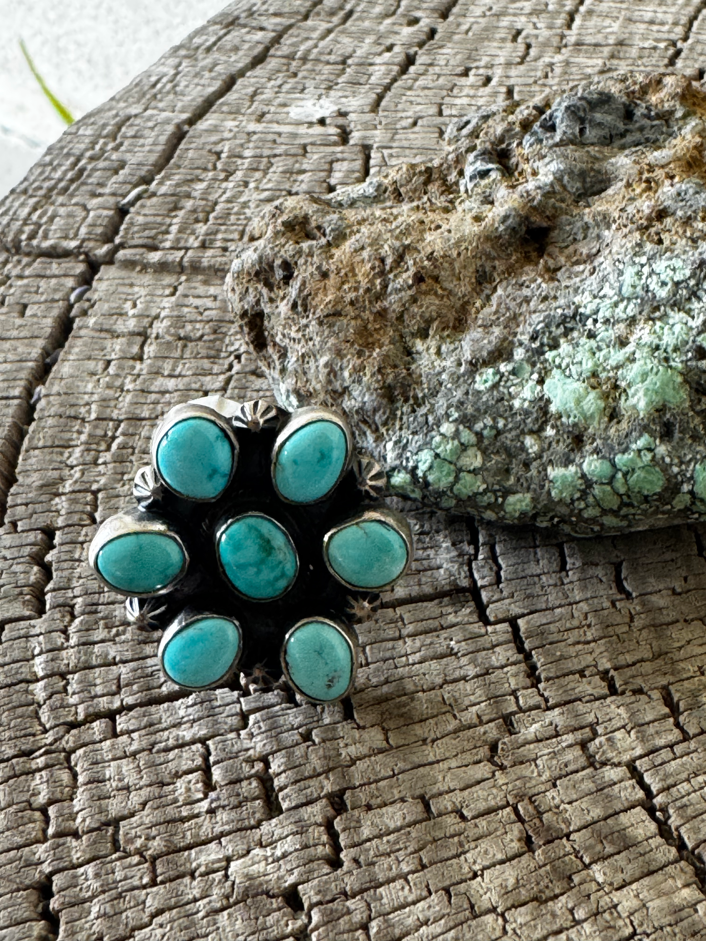 Cluster Turquoise Ring - Sterling Silver - Native Handmade - Kathleen Livingston (artist) - Size 8