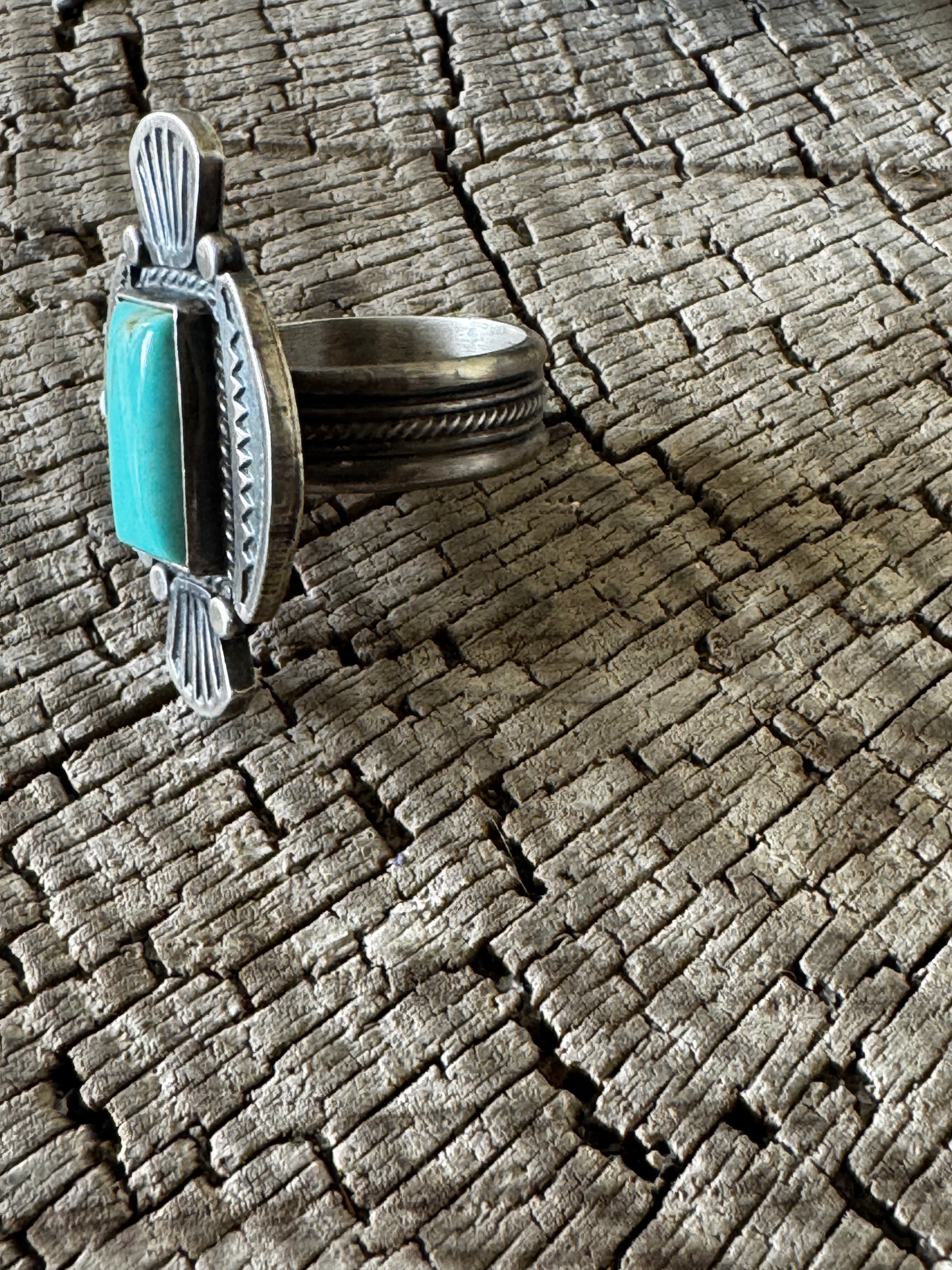 Ring with Shield - Turquoise - Sterling Silver - Native Handmade - M&R Calladitto (artist) - Size 8.5