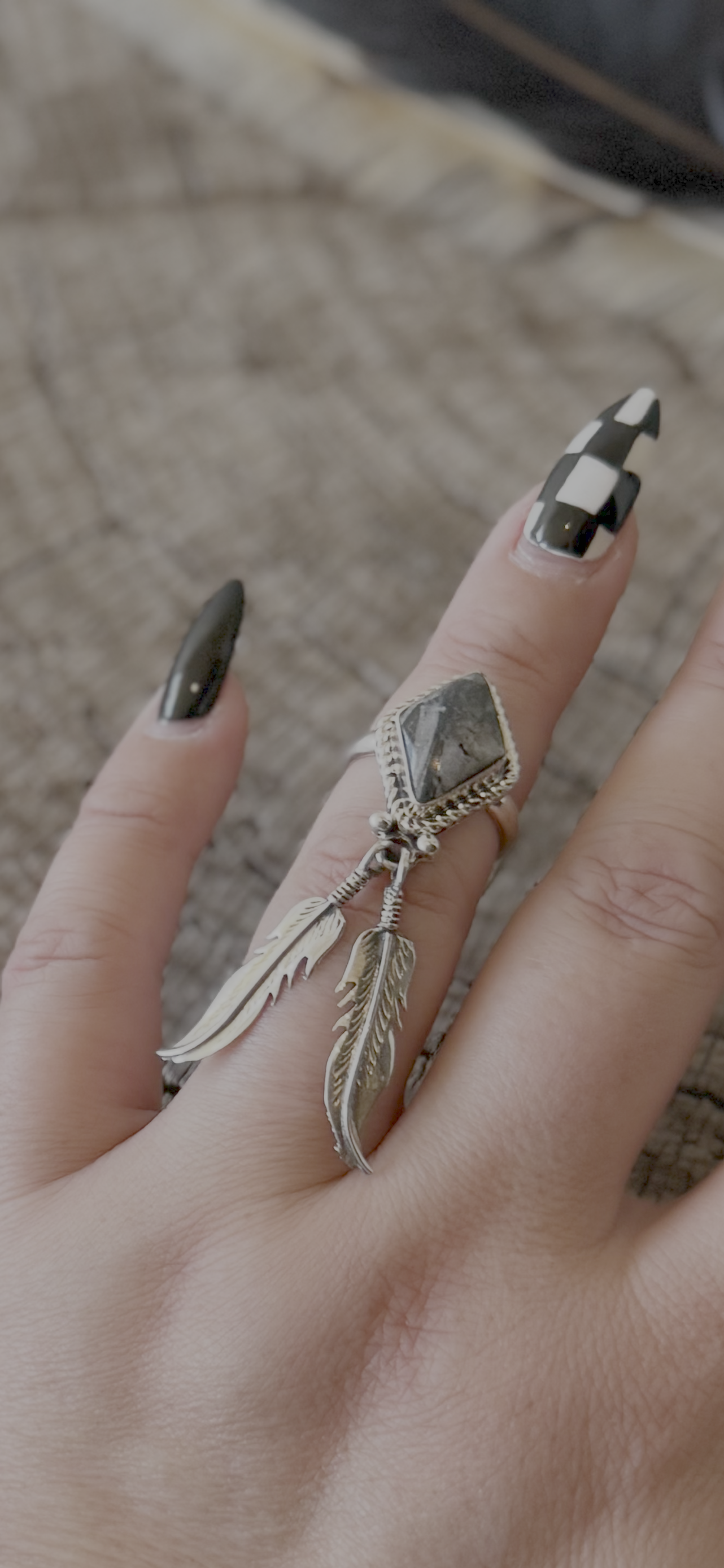 Dangling Feather Ring - White Buffalo - Sterling Silver - Native Handmade - Jerome Lee (artist) - Size 6.25