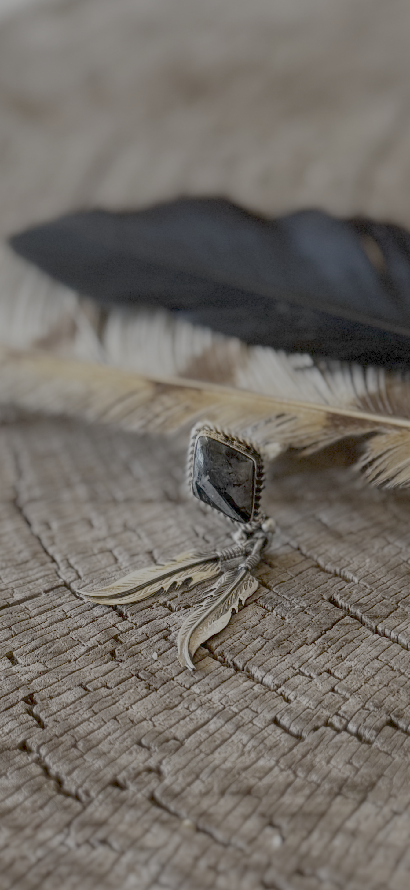 Dangling Feather Ring - White Buffalo - Sterling Silver - Native Handmade - Jerome Lee (artist) - Size 6.25