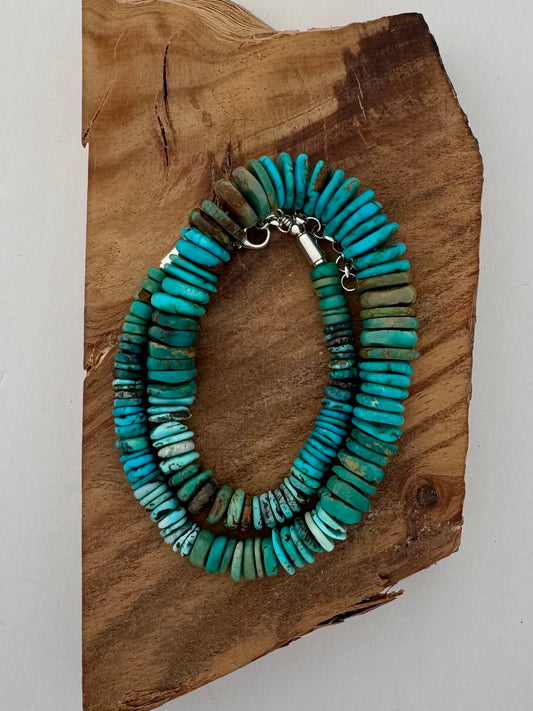 Graduated Hubei Turquoise Bead Necklace - Large Disc - Handstrung Length 18.5"-20.5"