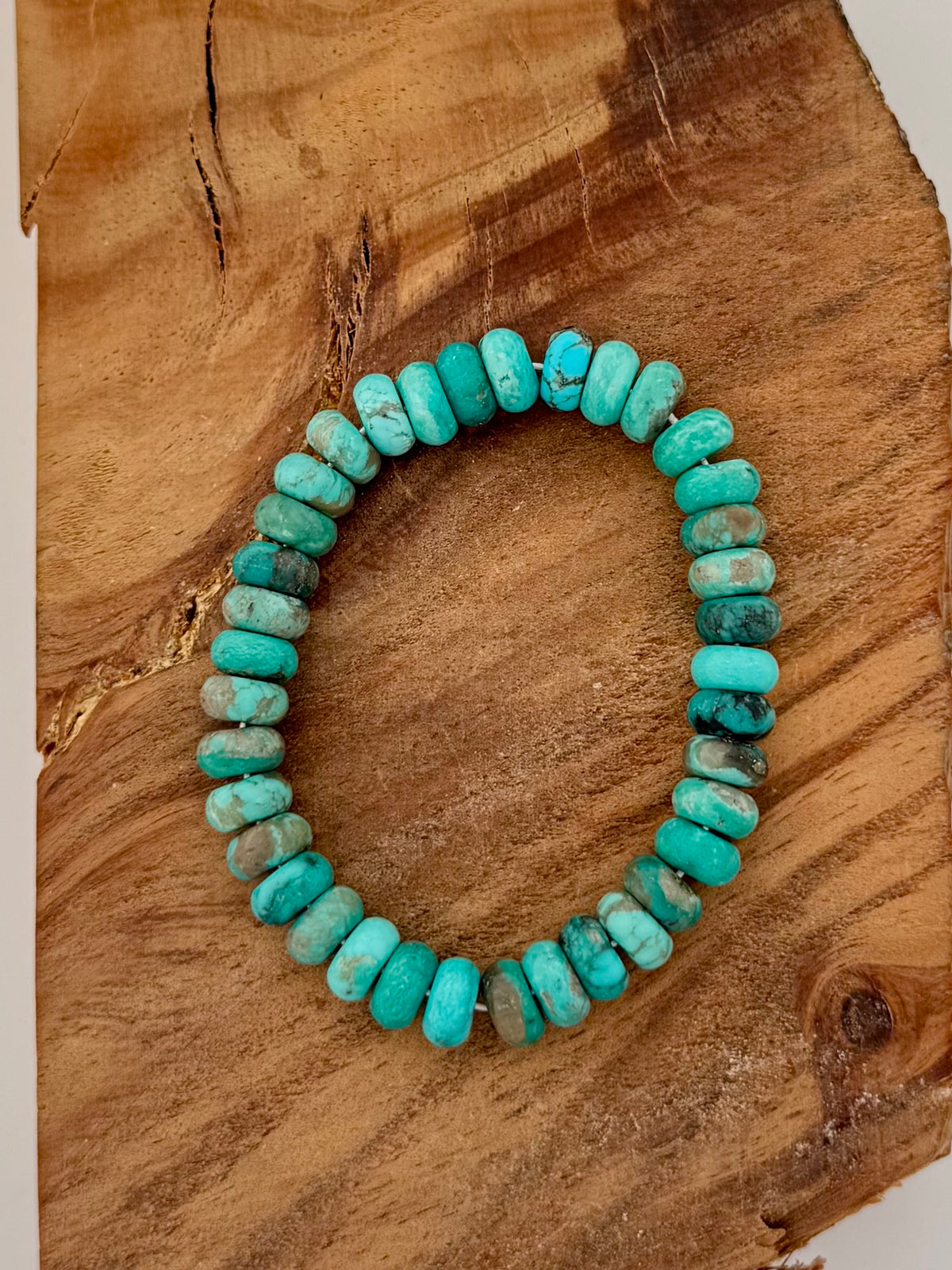 Hubei Turquoise Bead Stretch Bracelet - 10mm - Length 8"