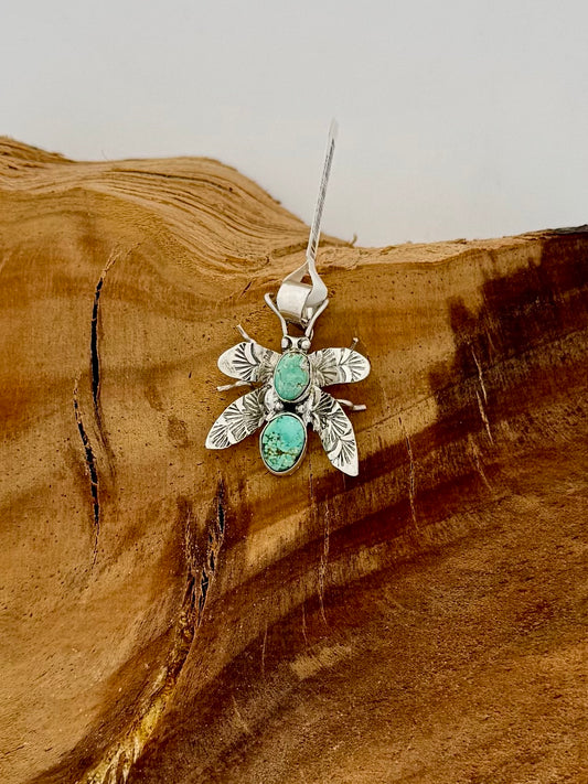 Bee Pendant Campitos Turquoise