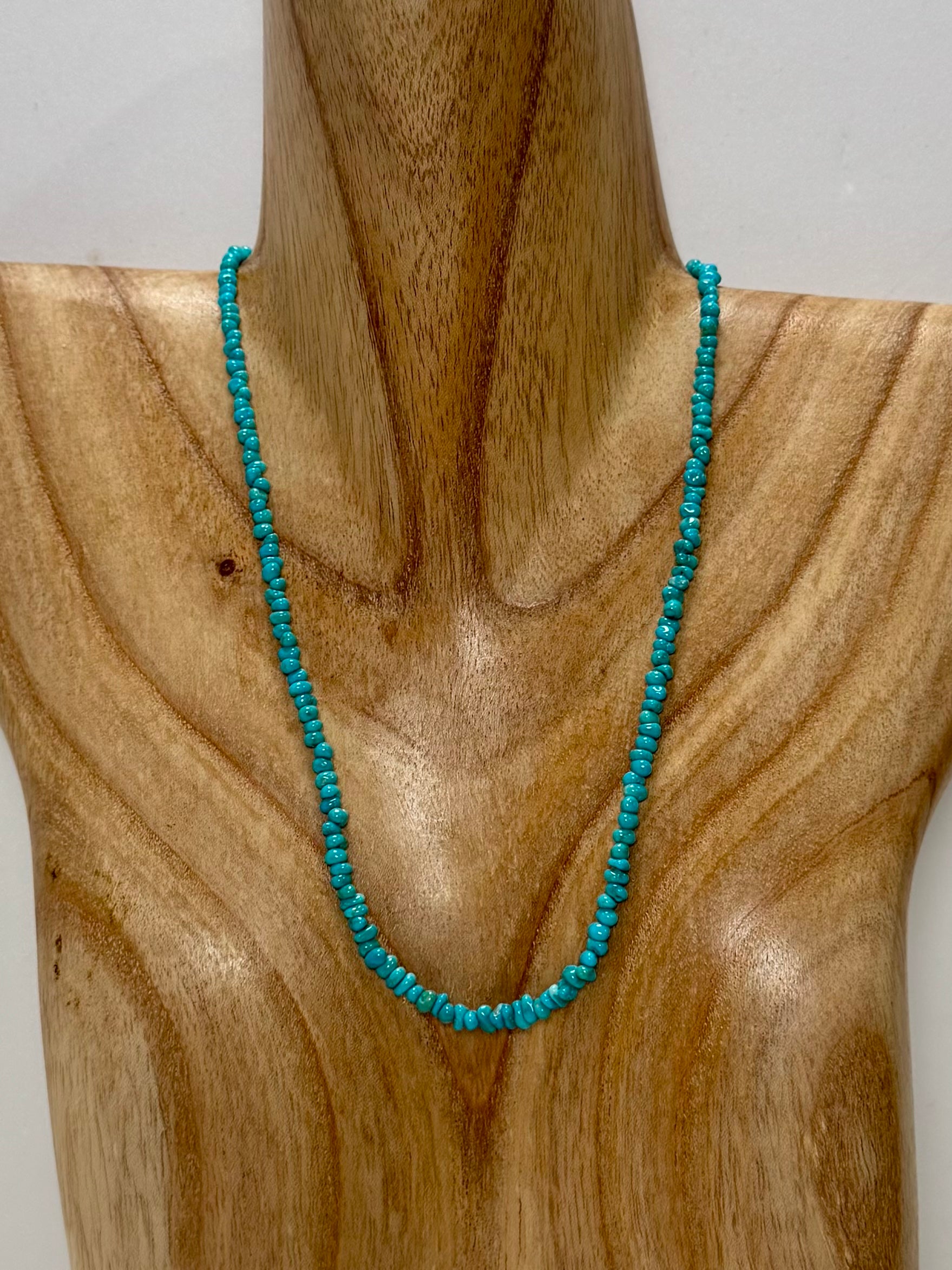 Lone Mountain Graduated Nugget Necklace - Blue Tone- Length 19"