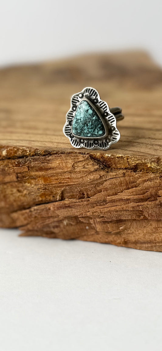 Triangular Ruffle Ring - Prince Turquoise - Sterling Silver - Native Handmade - Arrow Symbol (artist) - Size Adjustable