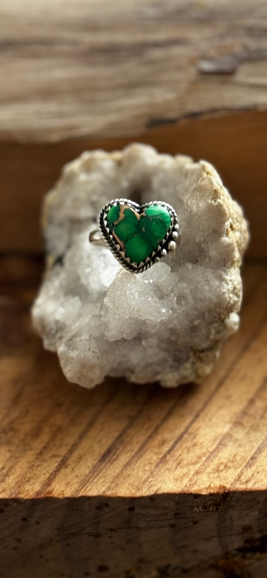Heart Ring - Green Dahlia - Sterling Silver - Size 7
