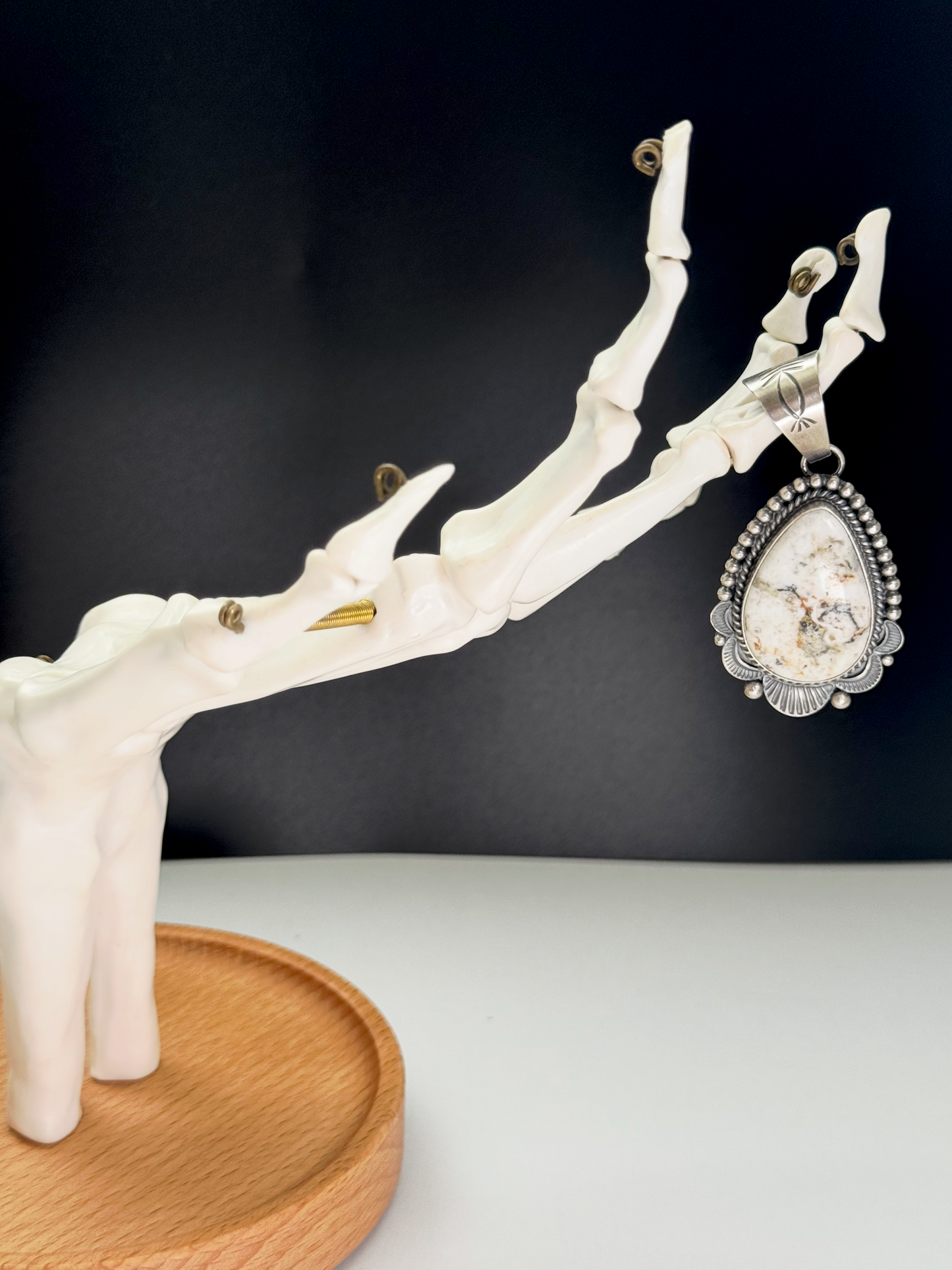 Tear Drop with Ruffles Pendant - White Buffalo - Sterling Silver - Native Handmade - Spencer (artist)