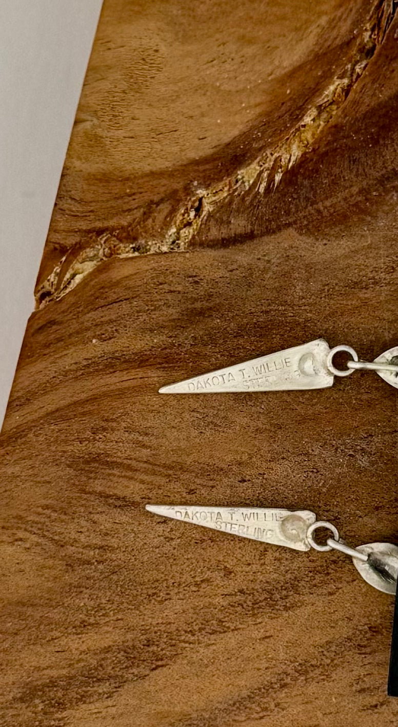 Geometric Shape Silver Dangle Earrings -Artist- D.Wylie