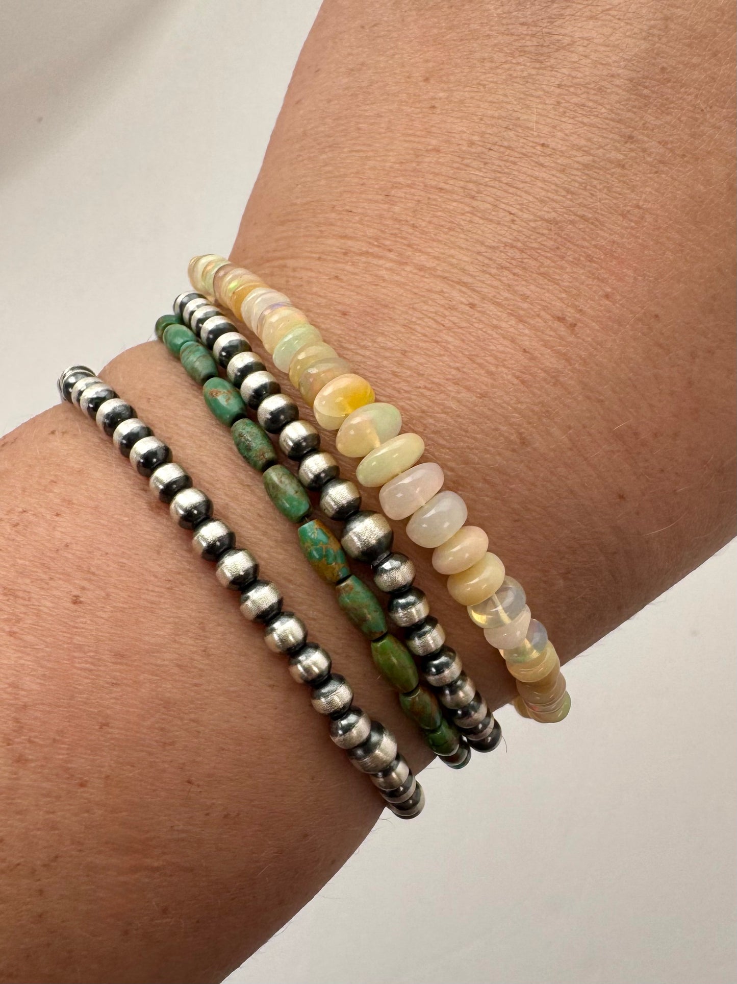 Opal Graduated Bead Bracelet - Length 7-8"