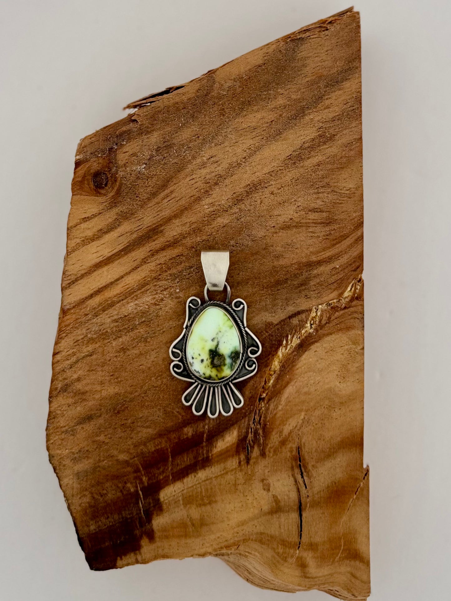 Teardrop with Ruffles Pendant - Palomino - Sterling Silver - Native Handmade - Jameson Garcia (artist)