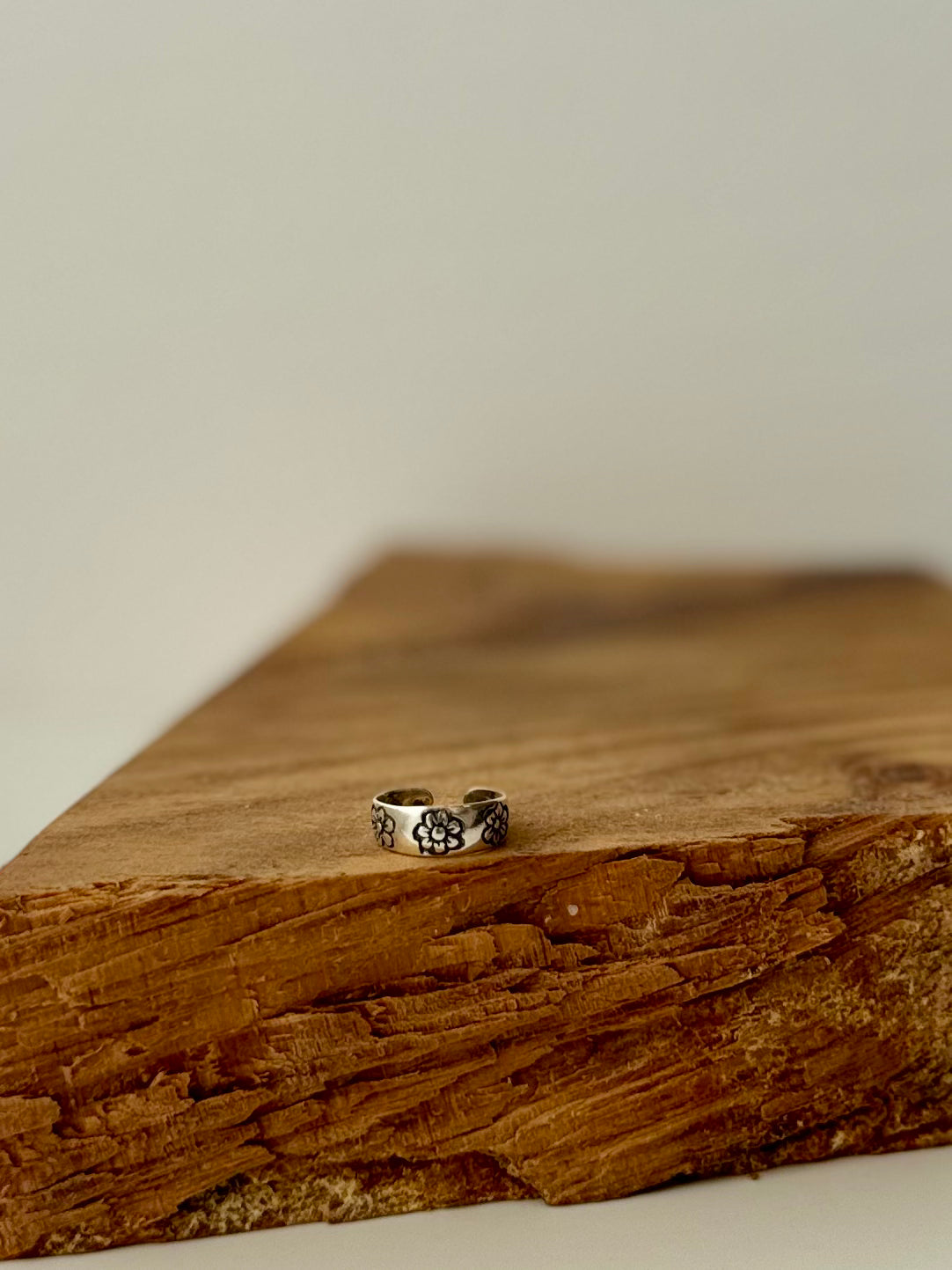 Flower Power Toe Ring - Sterling Silver - Size Adjustable