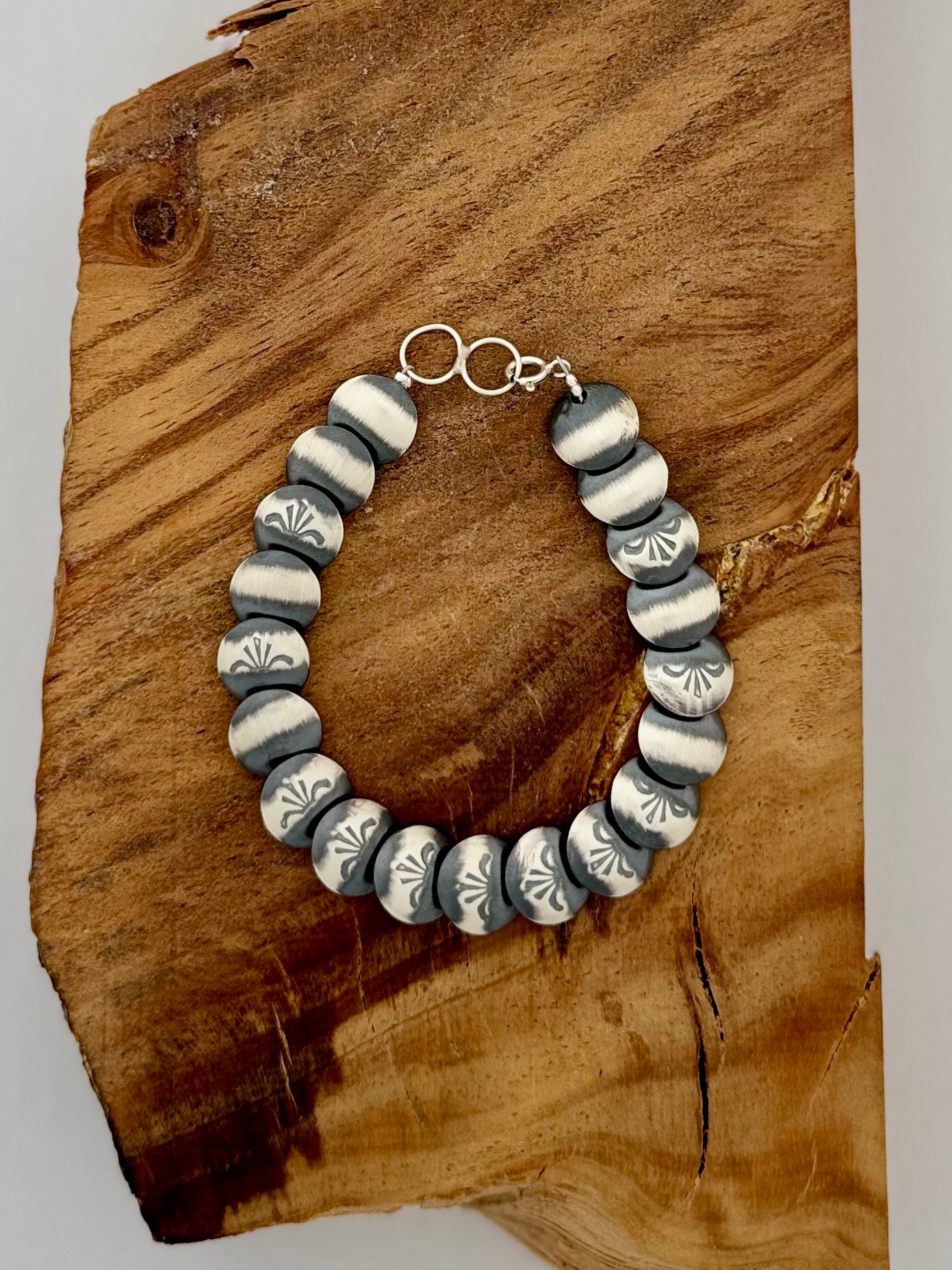Sterling Silver Handmade Pearl Pillow bead bracelet - Artist- Mary Dayea - Length 8"
