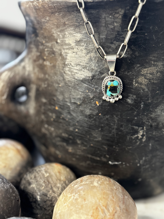 Oval Pendant with Embellishments - Kingman Turquoise - Sterling Silver - Native Handmade - Linkin (artist)
