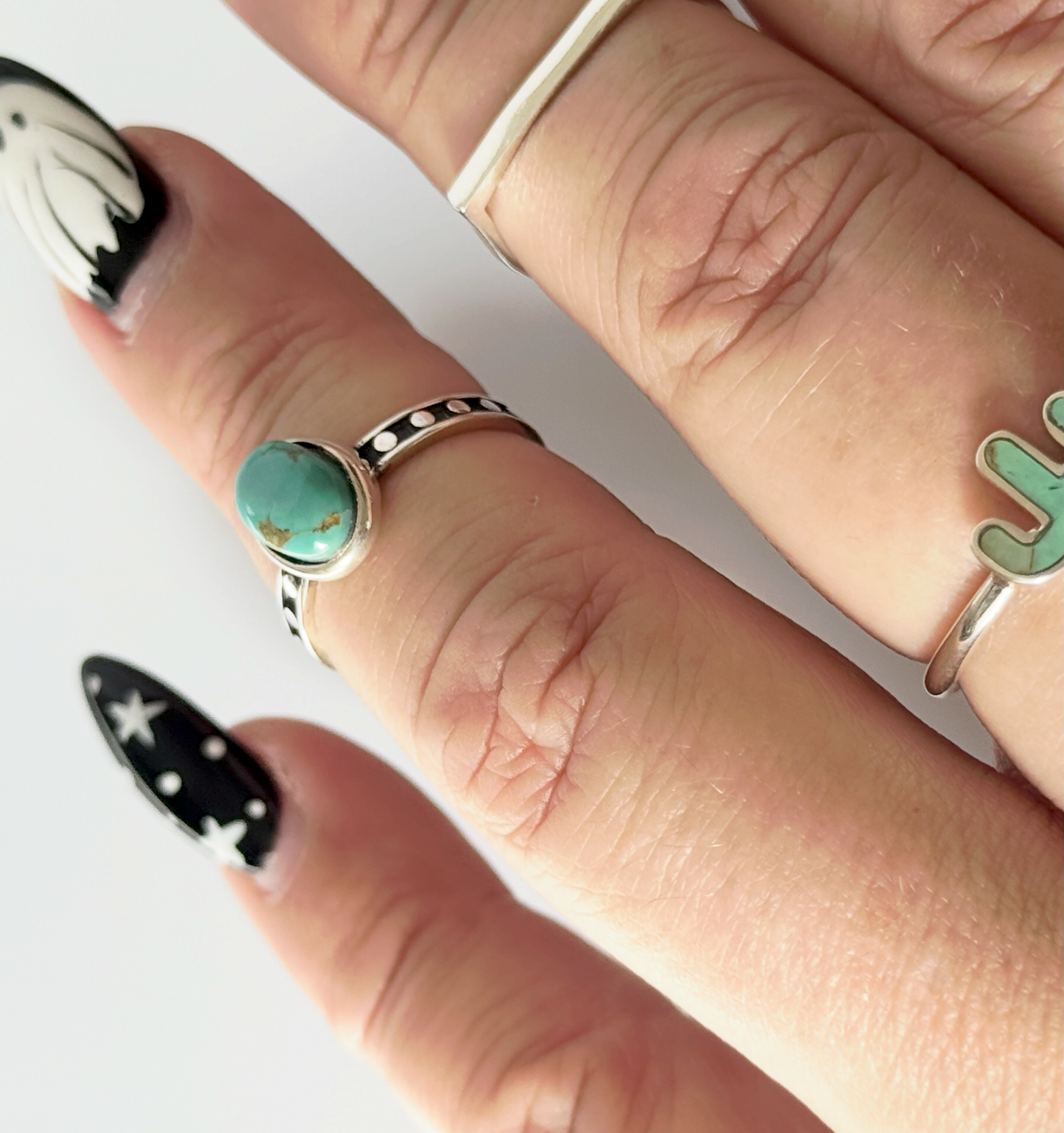 Kingman Turquoise Oval Ring - Sterling Silver - Size 5.5