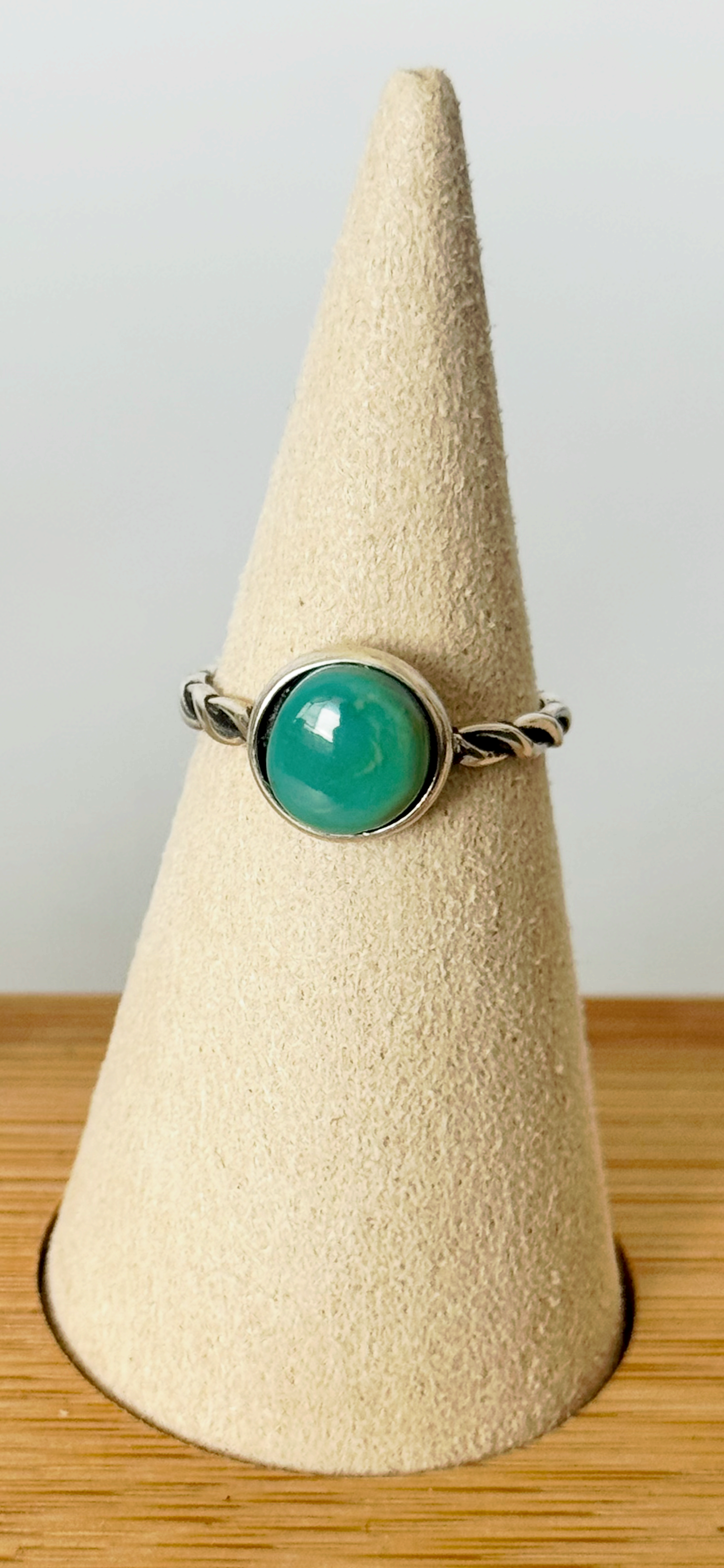 Kingman Turquoise Round Ring - Sterling Silver - Size 5.5
