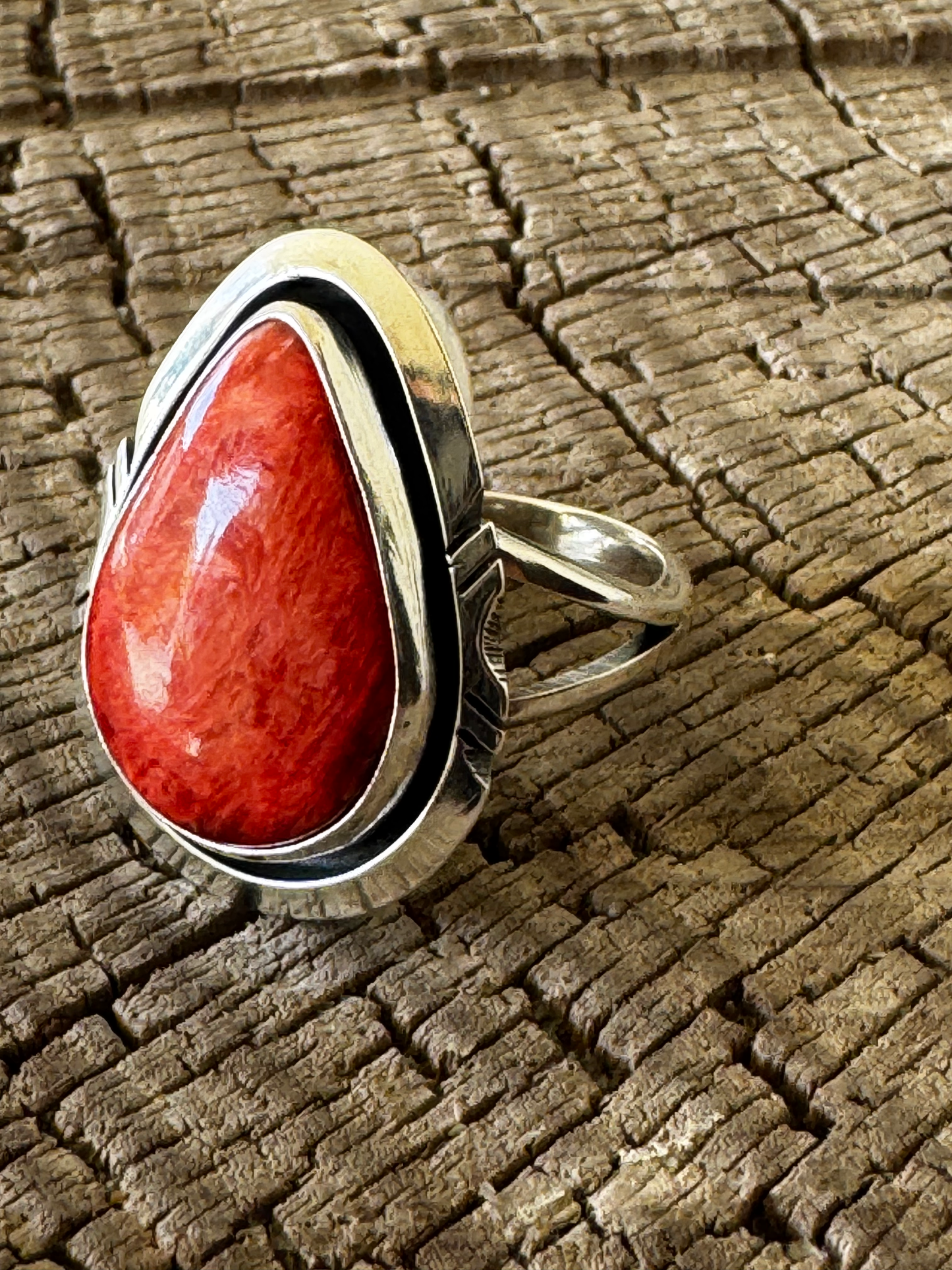 Tear Drop Ring - Spiny Oyster Orange - Sterling Silver - Native Handmade - AM (artist) - Size 8.5