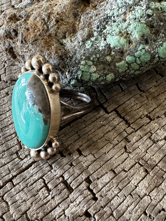 Oval Ring - Turquoise - Sterling Silver - Native Handmade - OC and Chris Billie (artist) - Size 8