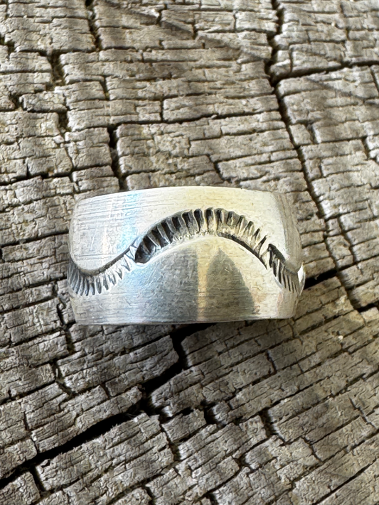 Thick Ring Band w/ Design - Sterling Silver - Size 7.25