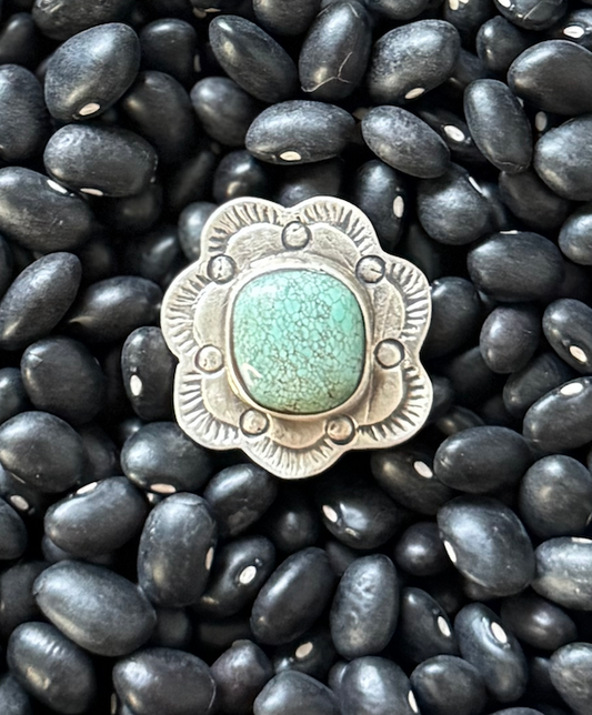 Ring with Ruffles - Turquoise - Sterling Silver - Native Handmade - Dan Henio (artist) - Size Adjustable